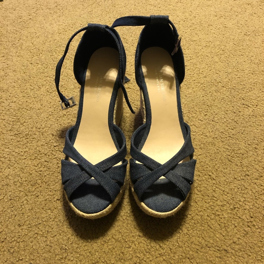 Denim wedge sandals.